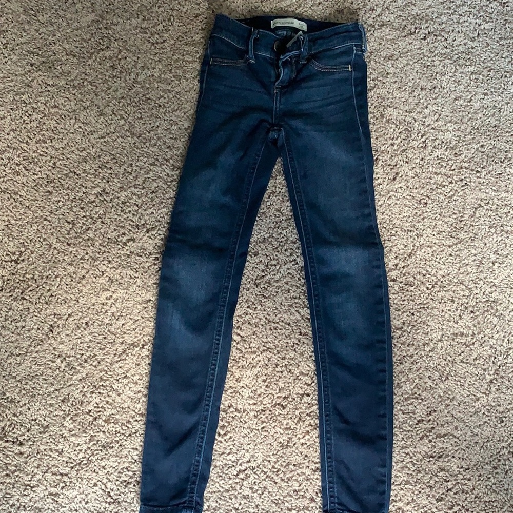 Abercrombie size 8 slim